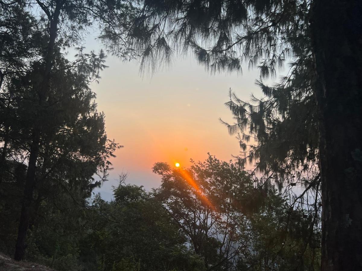 Hotel Village View Nagarkot Luaran gambar