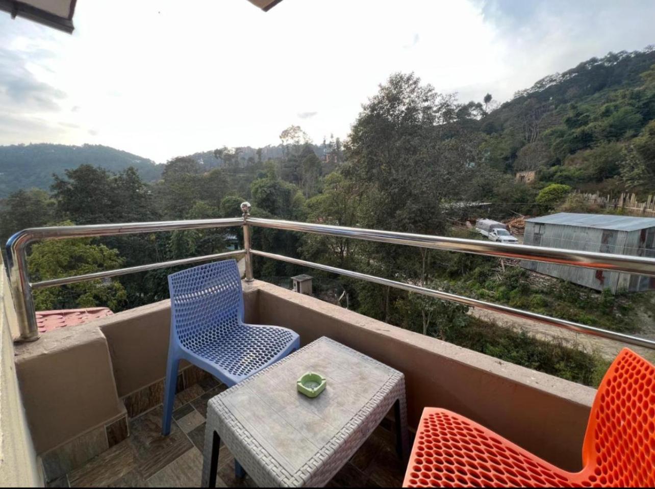 Hotel Village View Nagarkot Luaran gambar