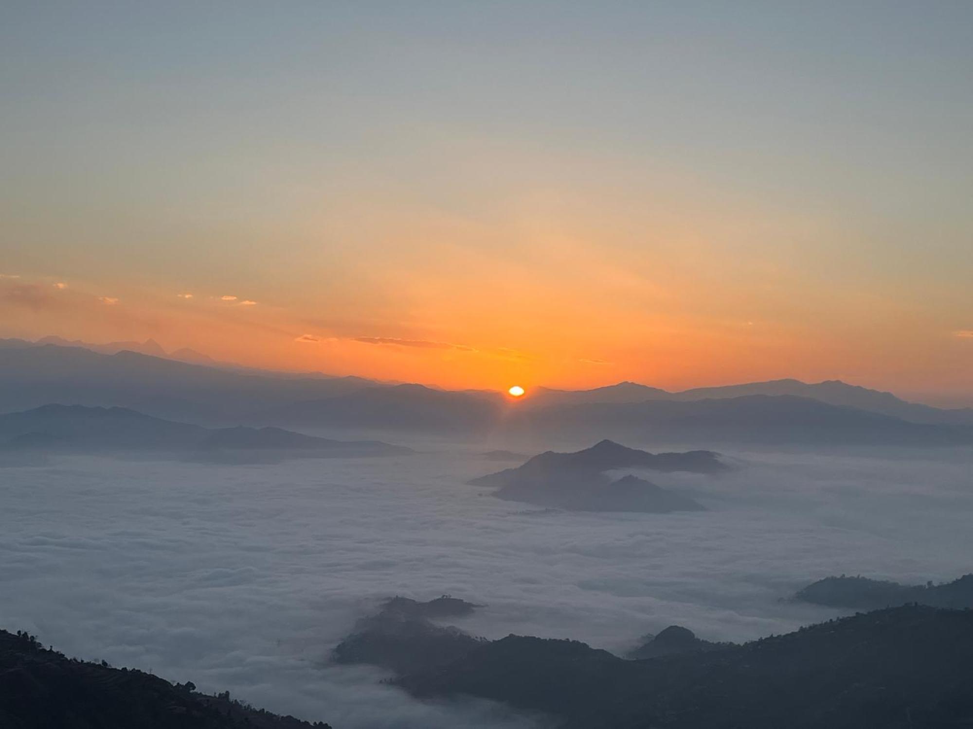 Hotel Village View Nagarkot Luaran gambar