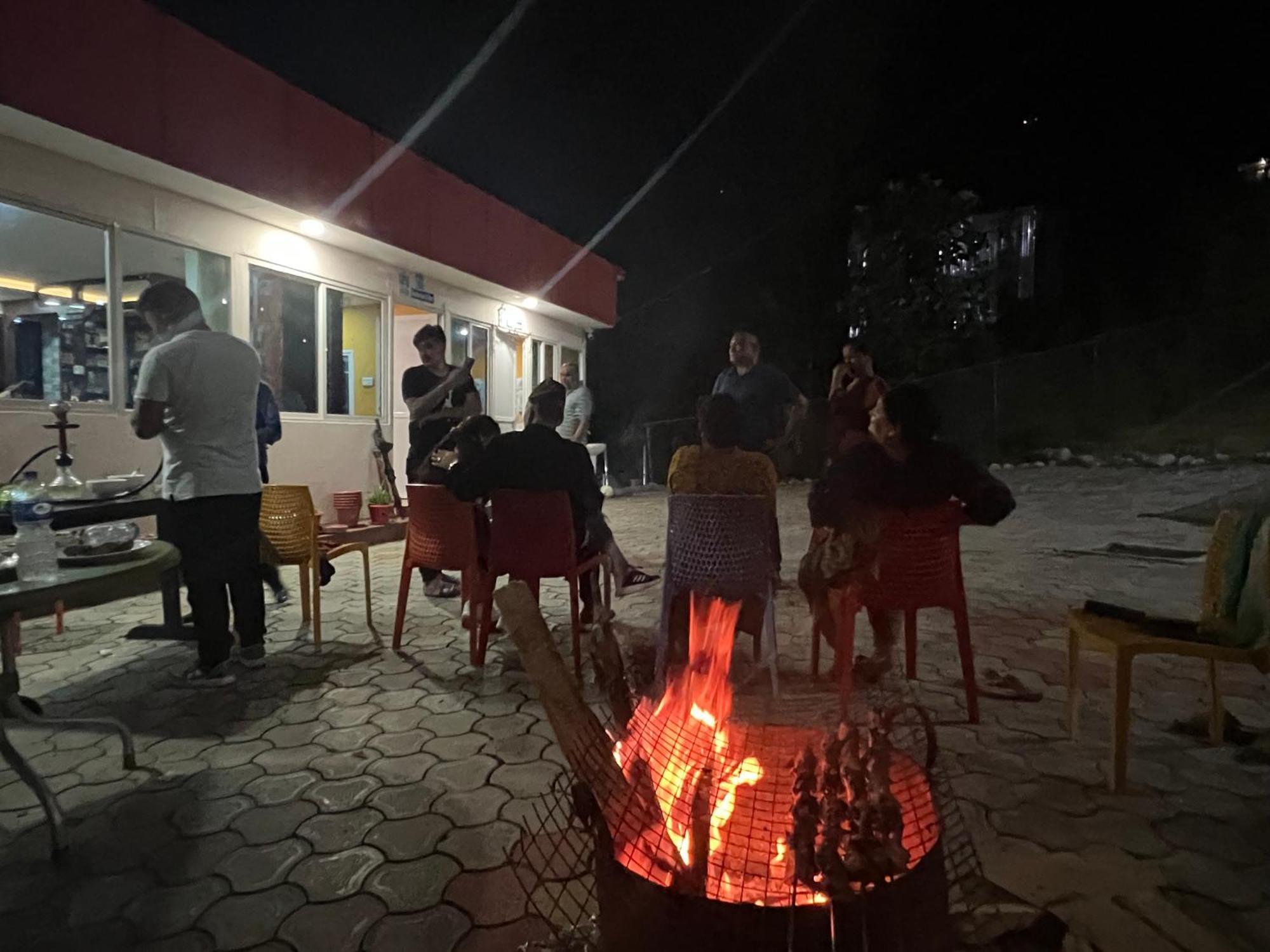 Hotel Village View Nagarkot Luaran gambar